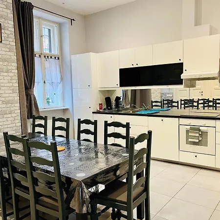 Rakoczi Apartament *