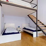 Rakóczi Apartman *